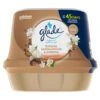 Glade® Glade Sandalwood & Jasmine 180 G Ilmanraikastinhyytelö -Siivoustarvikeliike Kauppa 5000204185102