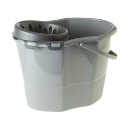 Aino Moppiämpäri Ja Puristin